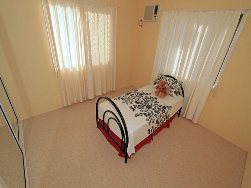 972 Scenic Highway, Kinka Beach QLD 4703