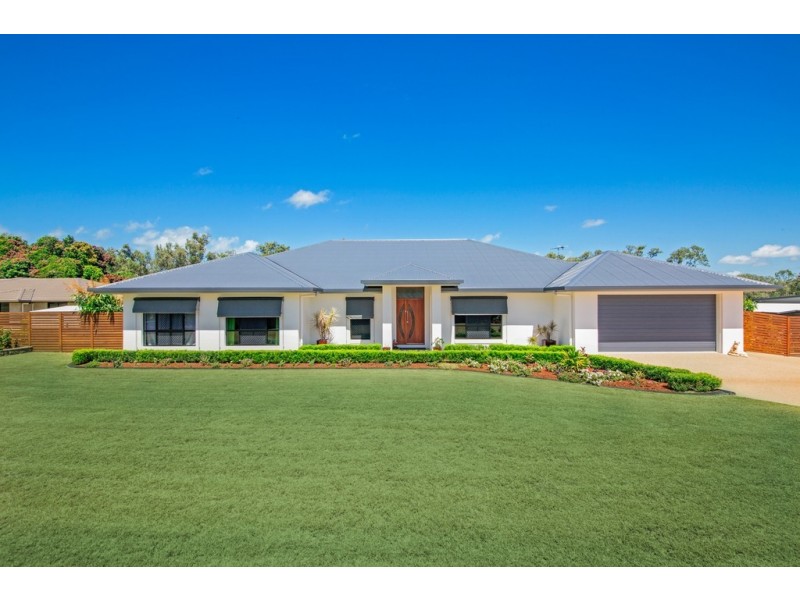 8 Mountain View Drive, Inverness QLD 4703
