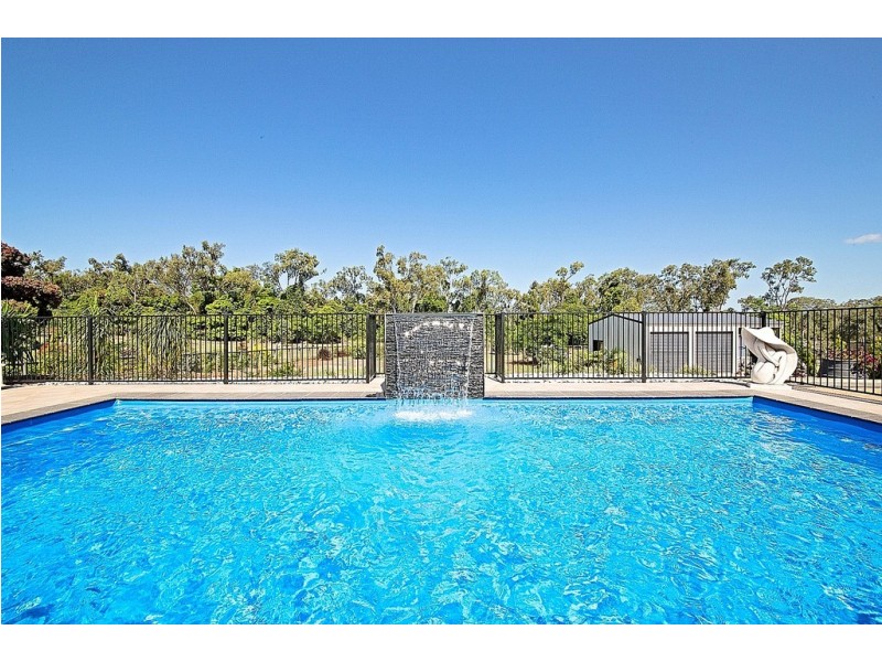 8 Mountain View Drive, Inverness QLD 4703