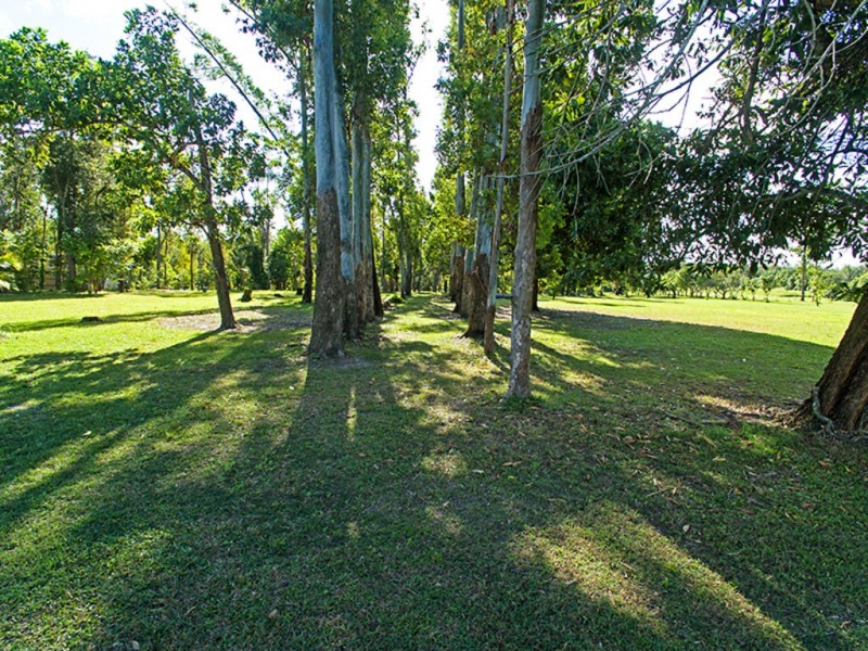 247 Yaxleys Road, Byfield QLD 4703