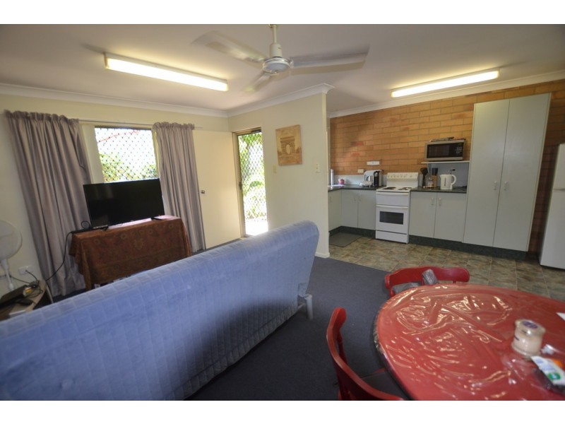 2/97 Whitman Street, Yeppoon QLD 4703