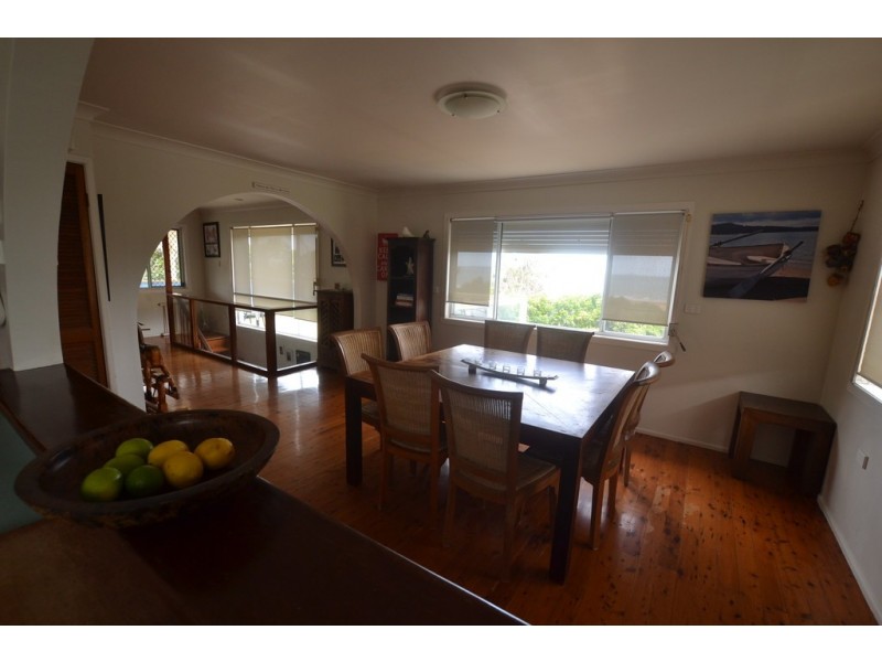 1 Kiama Avenue, Bangalee QLD 4703