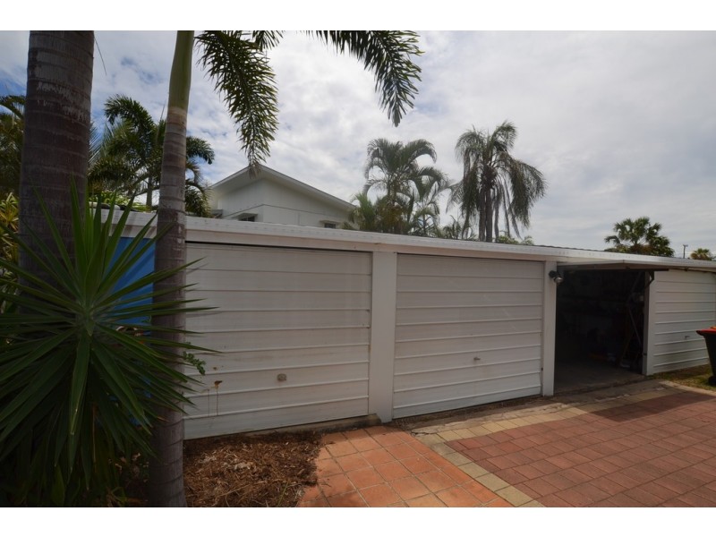 1 Kiama Avenue, Bangalee QLD 4703