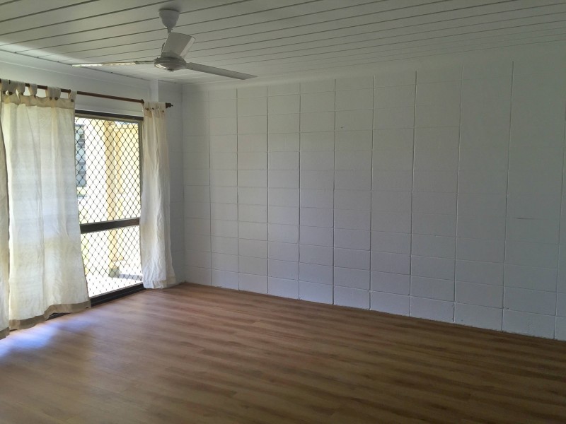 2/60 Matthew Flinders Drive, Cooee Bay QLD 4703