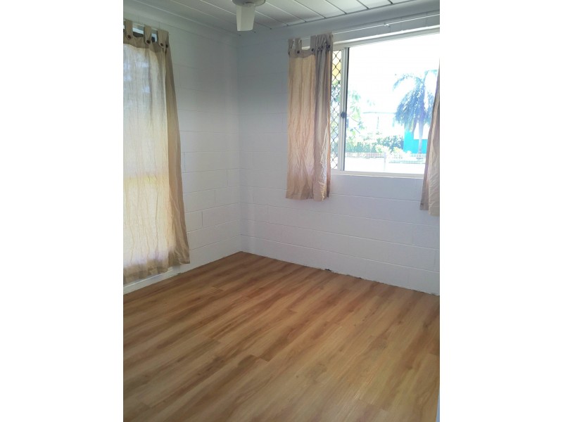 2/60 Matthew Flinders Drive, Cooee Bay QLD 4703