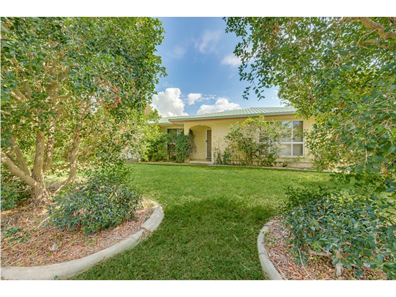 33 Hellas Street, Barlows Hill QLD 4703