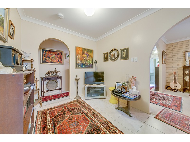 33 Hellas Street, Barlows Hill QLD 4703