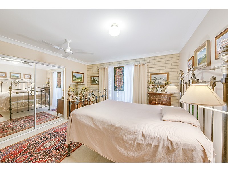 33 Hellas Street, Barlows Hill QLD 4703