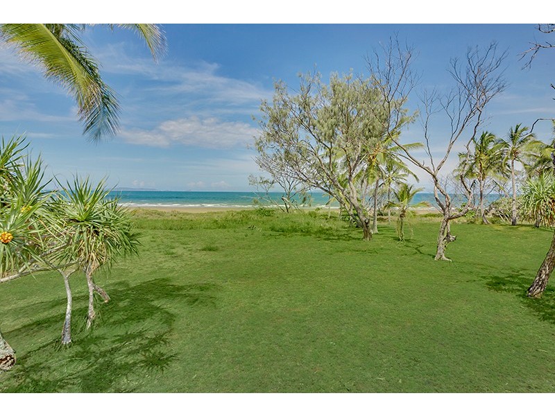 33 Todd Avenue, Yeppoon QLD 4703