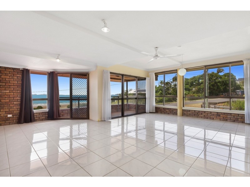 10/10 Kerr Street, Meikleville Hill QLD 4703