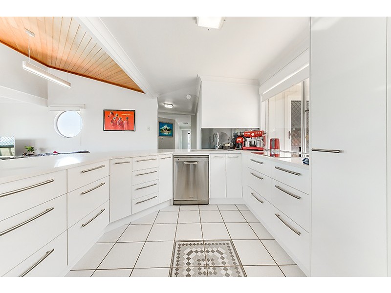 2 Conical Lane, Taroomball QLD 4703