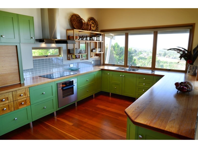 27 Cokas Avenue, Meikleville Hill QLD 4703