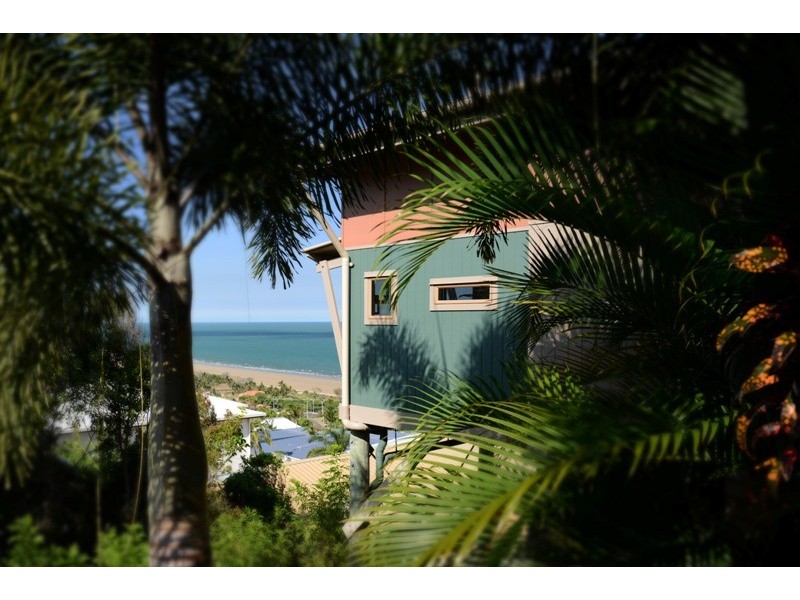 27 Cokas Avenue, Meikleville Hill QLD 4703