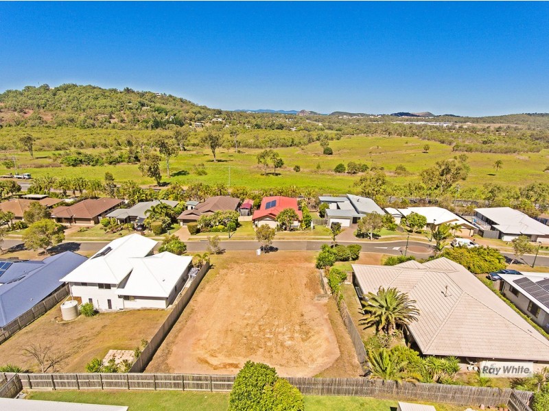 30 Lakeside Drive, Taroomball QLD 4703