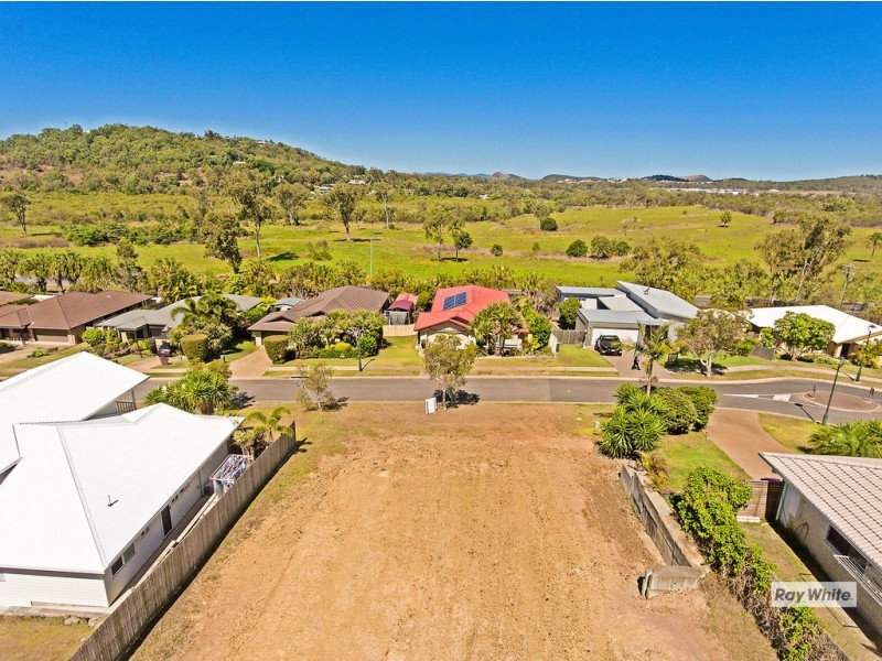 30 Lakeside Drive, Taroomball QLD 4703