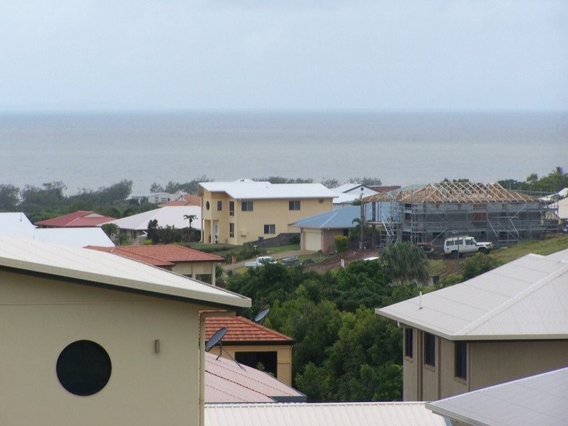 3 Heron Court, Pacific Heights QLD 4703