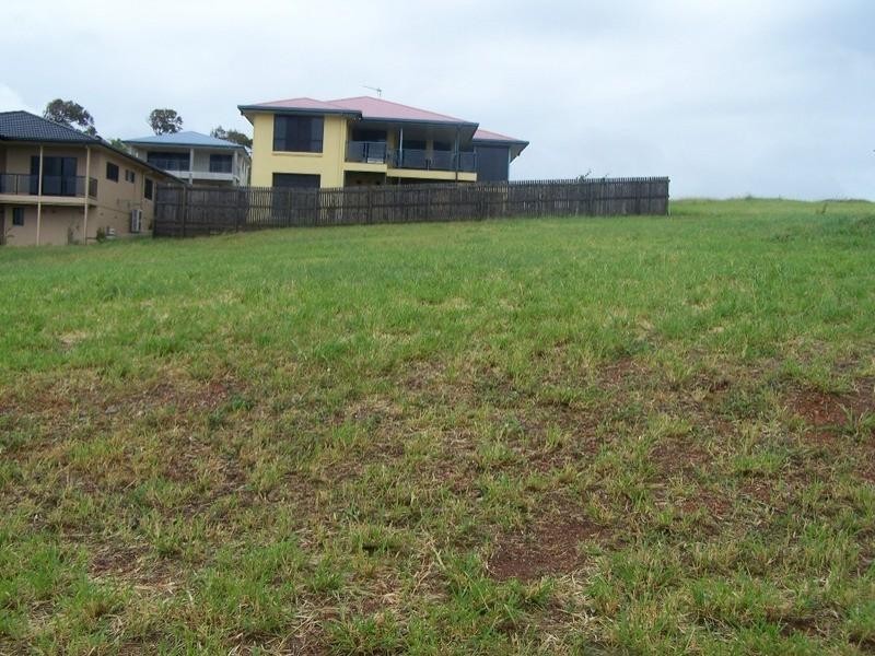 3 Heron Court, Pacific Heights QLD 4703