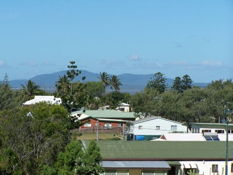 8 Doveshell Crescent, Zilzie QLD 4710