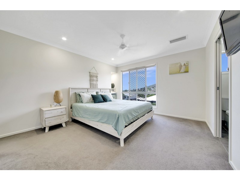 41 Olympia Avenue, Pacific Heights QLD 4703