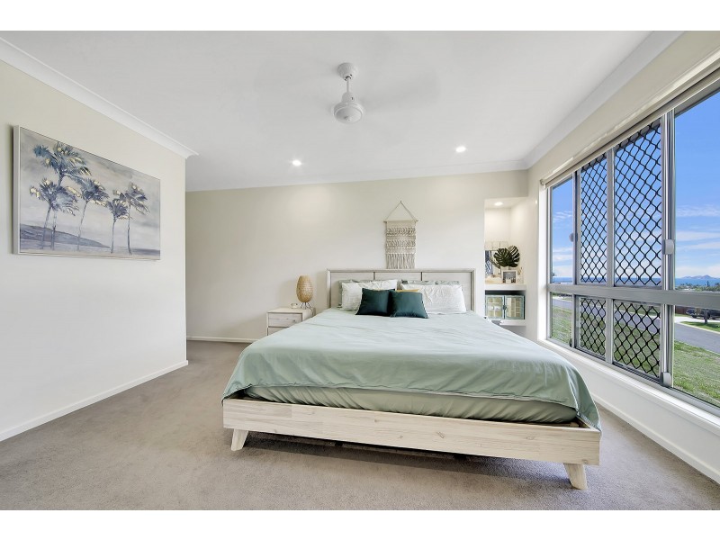41 Olympia Avenue, Pacific Heights QLD 4703