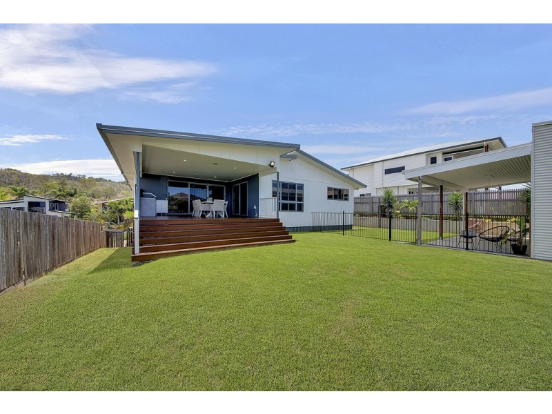 41 Olympia Avenue, Pacific Heights QLD 4703