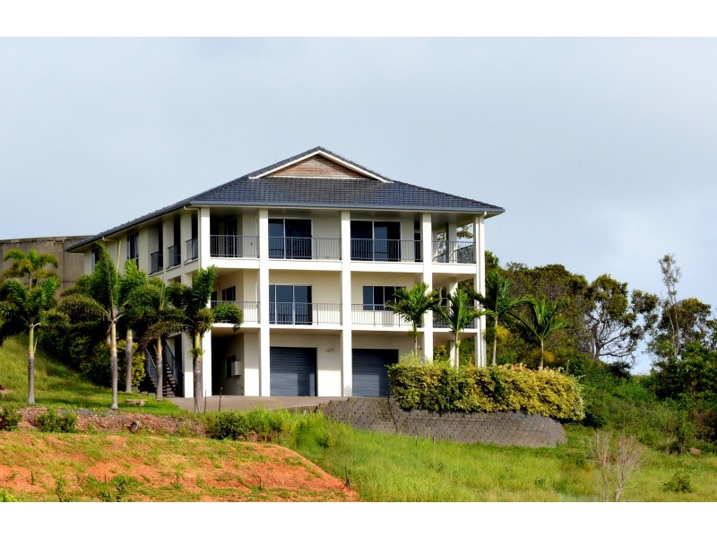 22 Pacific Vista Close, Pacific Heights QLD 4703