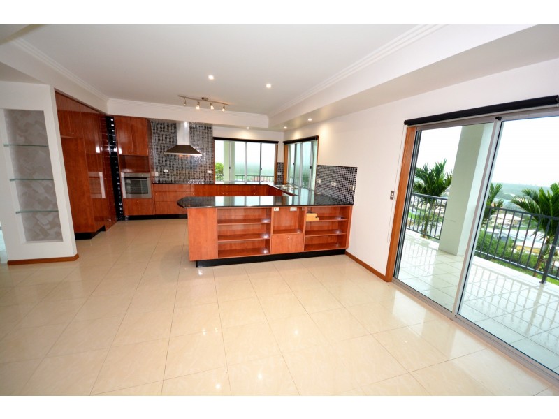 22 Pacific Vista Close, Pacific Heights QLD 4703
