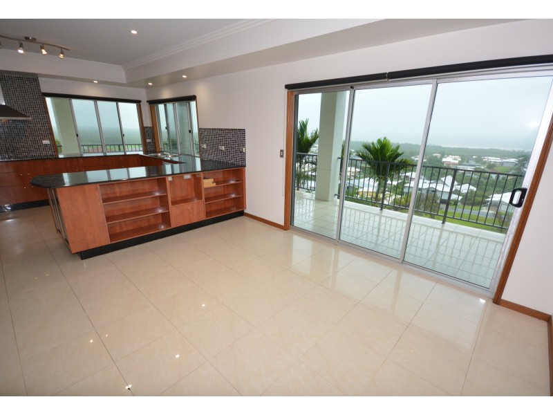 22 Pacific Vista Close, Pacific Heights QLD 4703