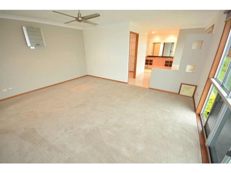 22 Pacific Vista Close, Pacific Heights QLD 4703
