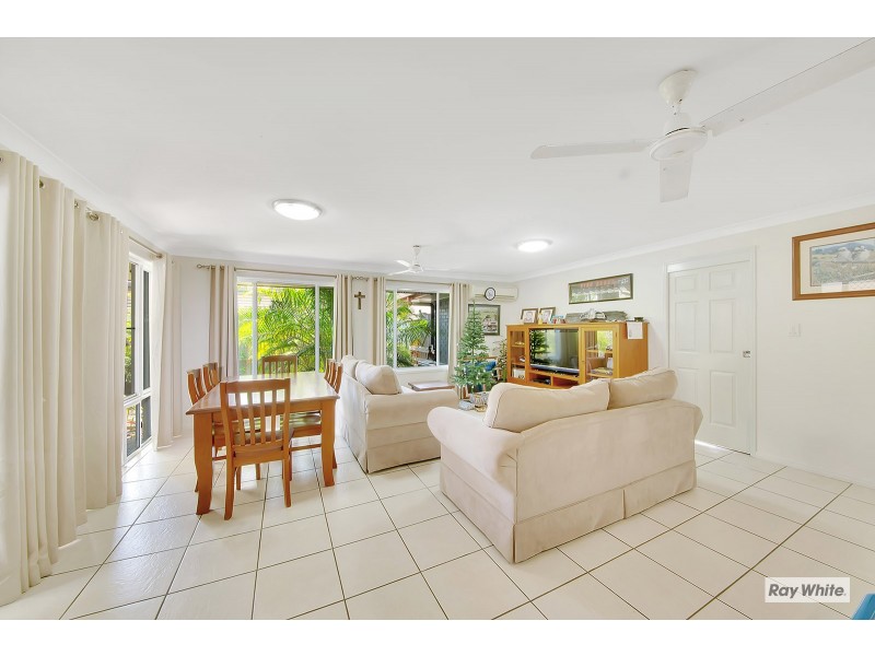 7 Booth Court, Cooee Bay QLD 4703