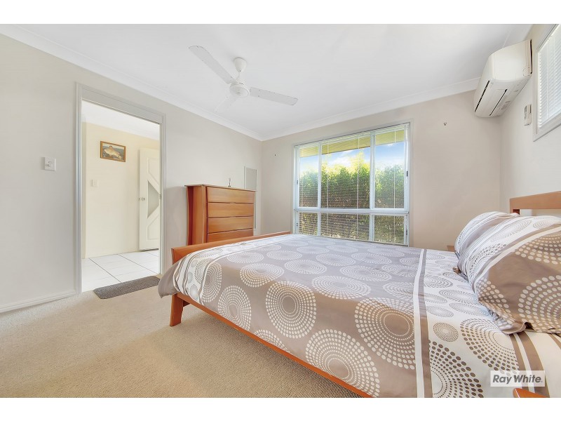 7 Booth Court, Cooee Bay QLD 4703