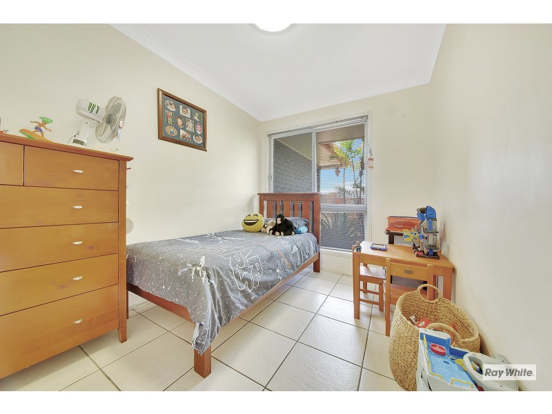 7 Booth Court, Cooee Bay QLD 4703