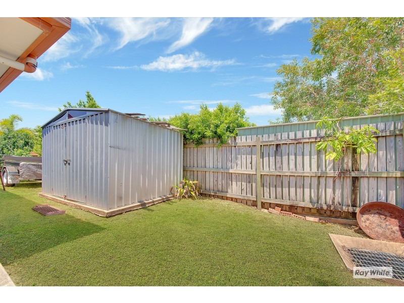 7 Booth Court, Cooee Bay QLD 4703