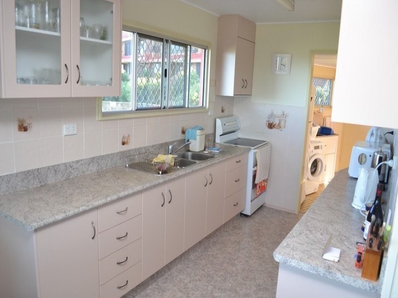 124 Farnborough Road, Meikleville Hill QLD 4703