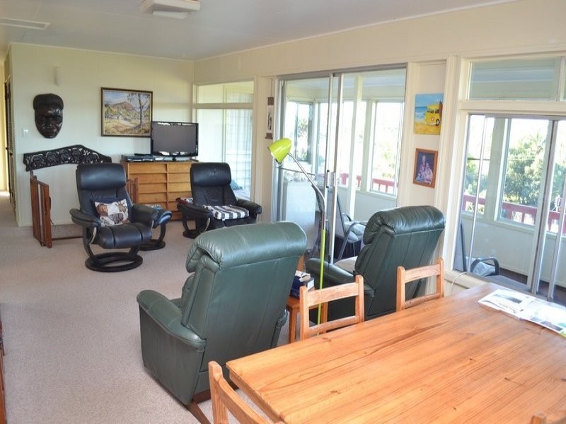 124 Farnborough Road, Meikleville Hill QLD 4703