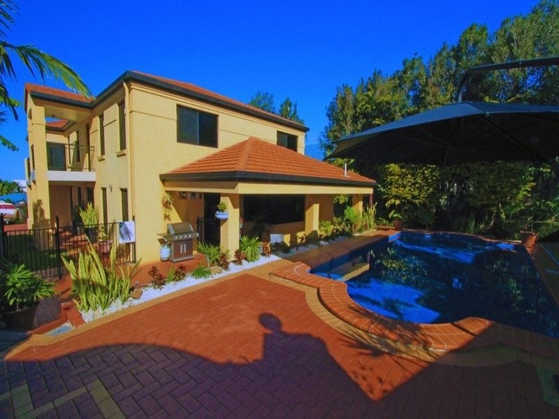 2 Setu Drive, Pacific Heights QLD 4703