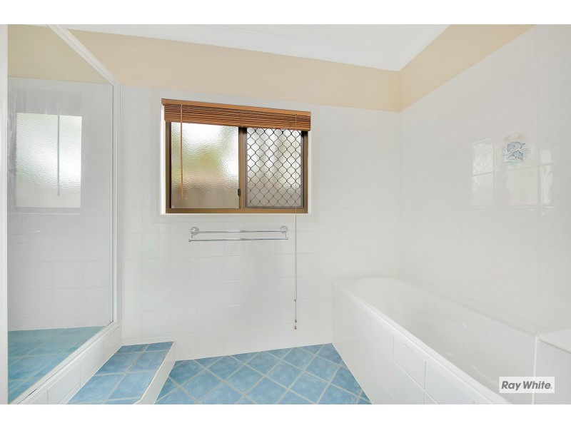 972 Scenic Highway, Kinka Beach QLD 4703