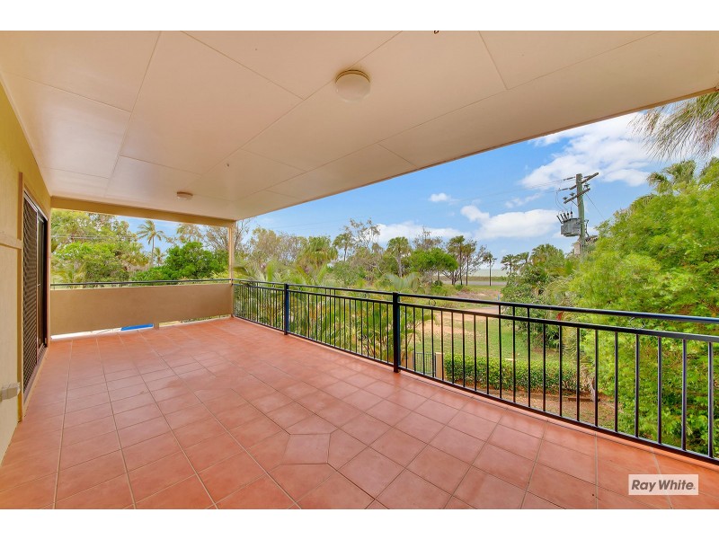 972 Scenic Highway, Kinka Beach QLD 4703