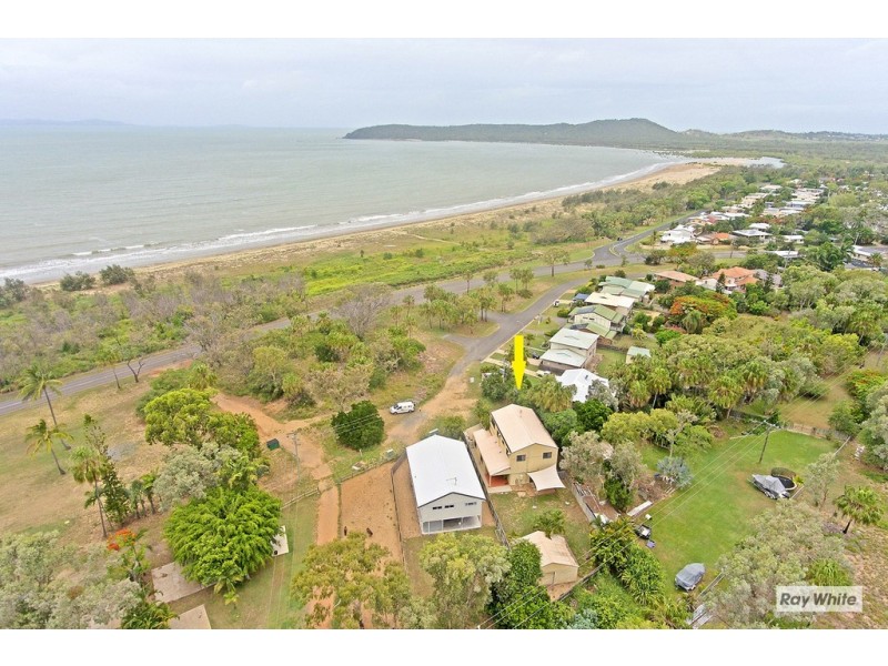 972 Scenic Highway, Kinka Beach QLD 4703