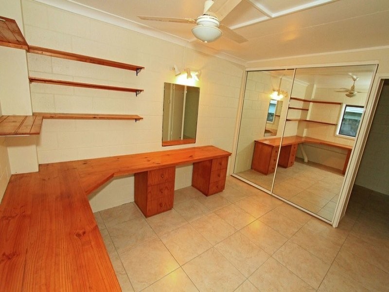 20 Ocean Parade, Cooee Bay QLD 4703