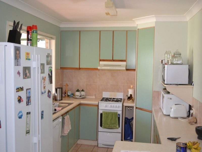 27 Ware Avenue, Causeway Lake QLD 4703