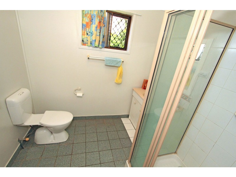 36 Matthew Flinders Drive, Cooee Bay QLD 4703