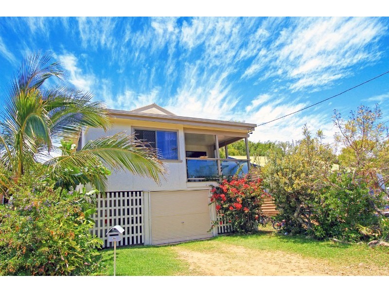36 Matthew Flinders Drive, Cooee Bay QLD 4703