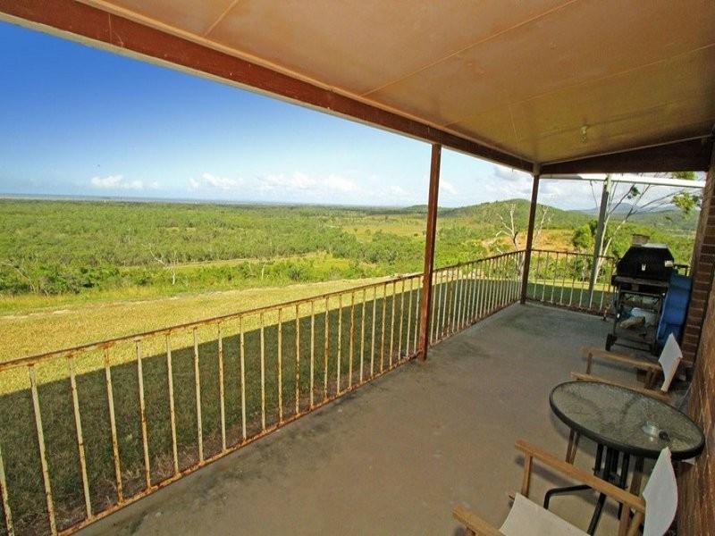 847 Keppel Sands Road, Coowonga QLD 4702