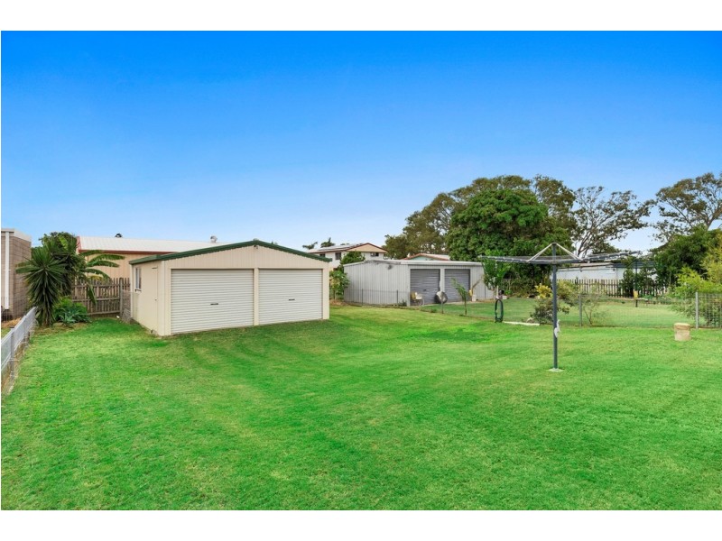 25 Horrie Twiner Street, Keppel Sands QLD 4702