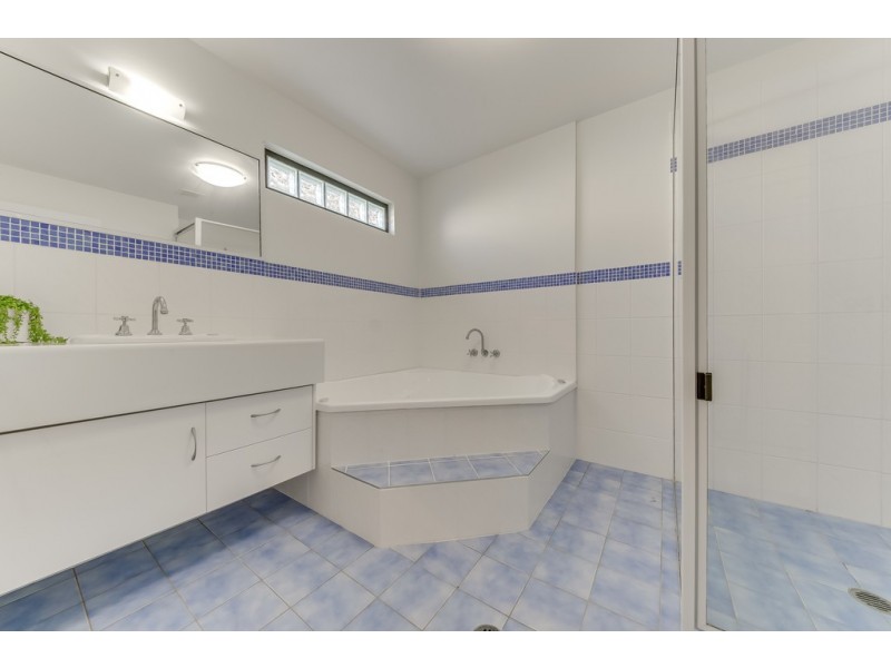 9/32 Kerr Street, Meikleville Hill QLD 4703