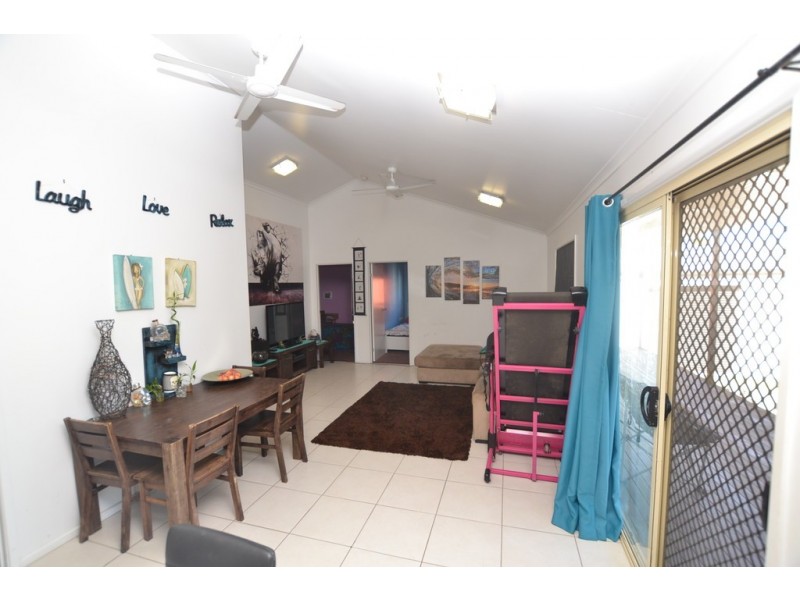 1642 Old Byfield Road, Lake Mary QLD 4703