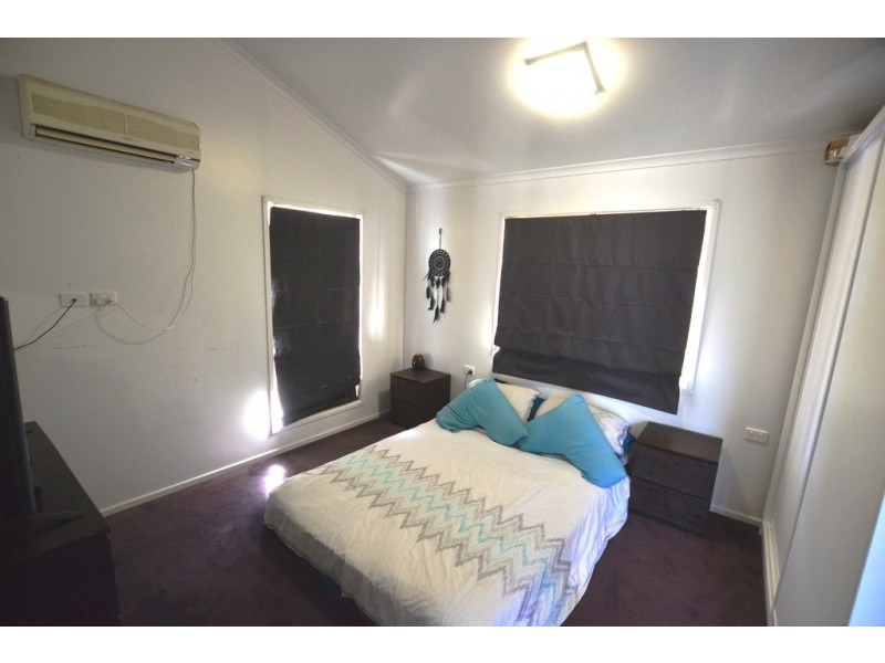 1642 Old Byfield Road, Lake Mary QLD 4703