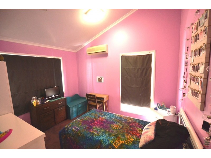 1642 Old Byfield Road, Lake Mary QLD 4703