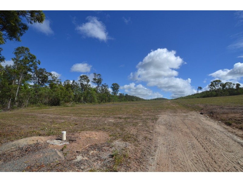 1405 Old Byfield Road, Lake Mary QLD 4703